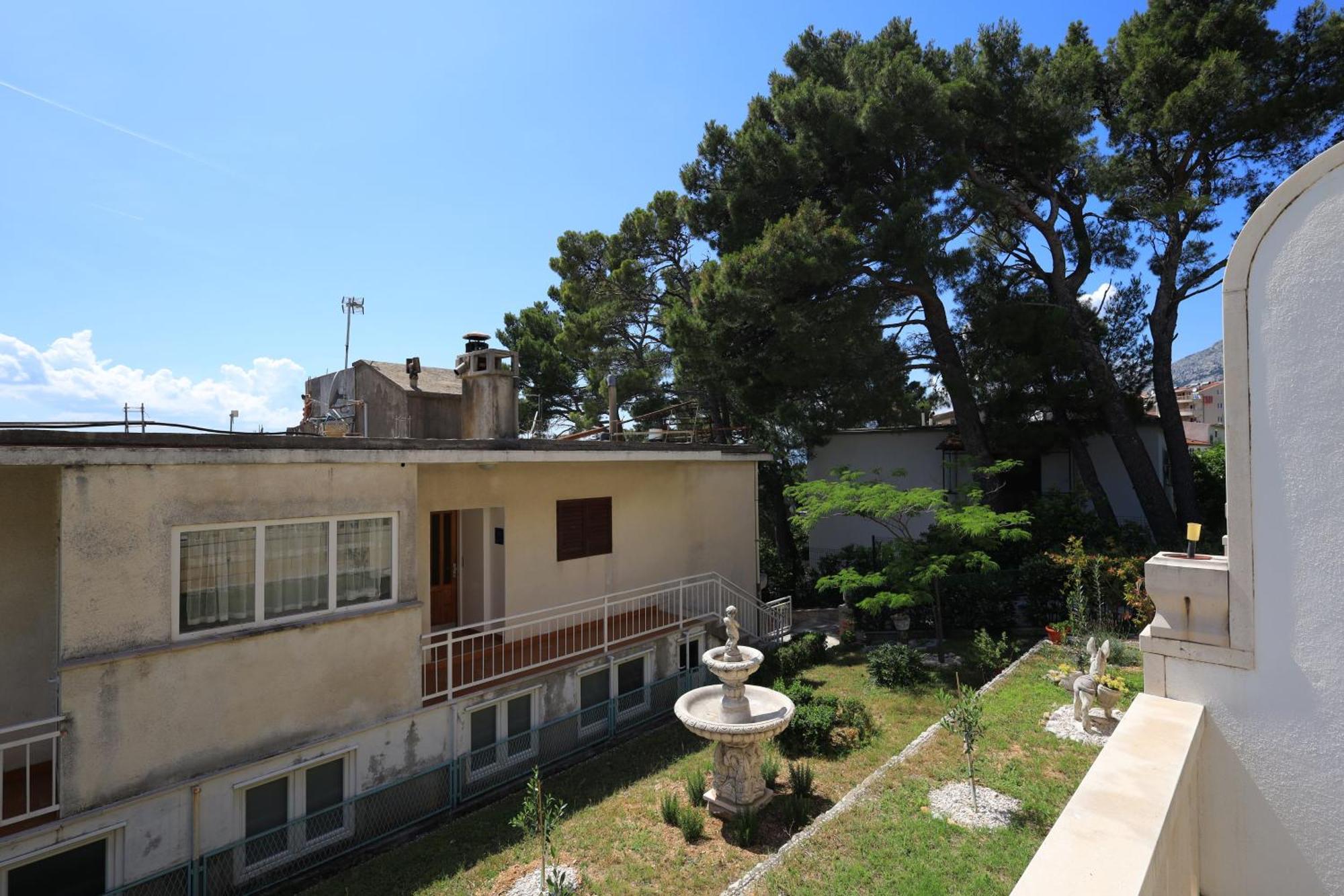 Apartments By The Sea Brela, Makarska - 18356 Bagian luar foto