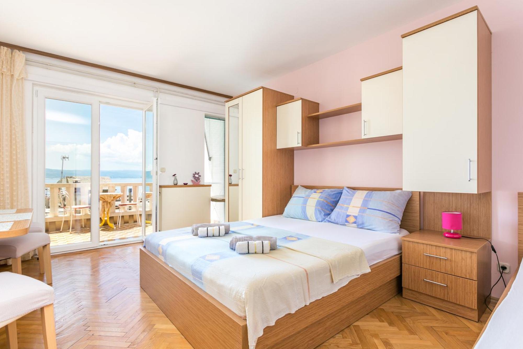 Apartments By The Sea Brela, Makarska - 18356 Bagian luar foto
