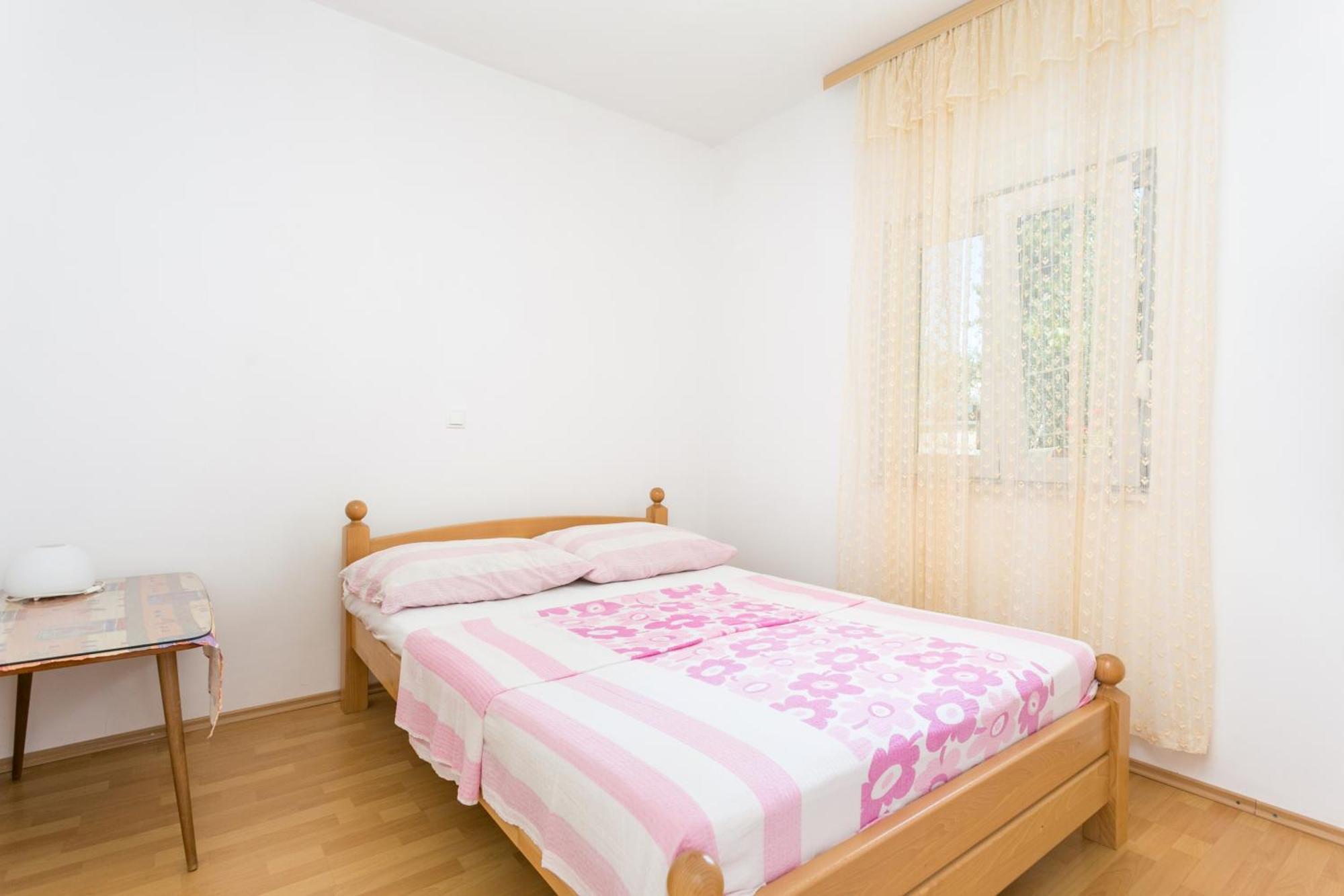 Apartments By The Sea Brela, Makarska - 18356 Bagian luar foto