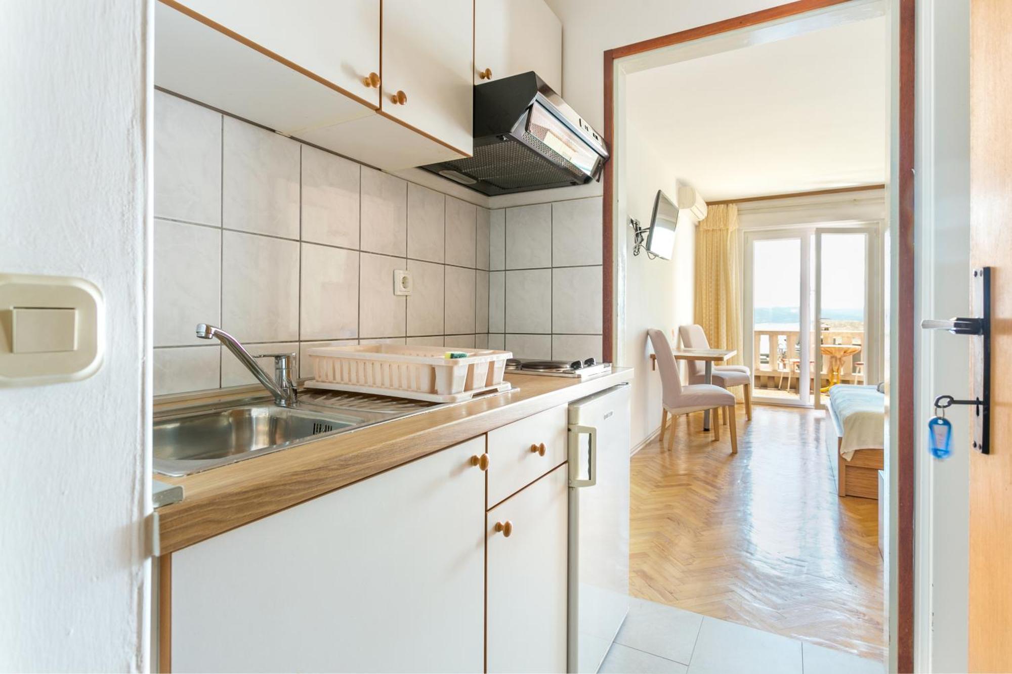Apartments By The Sea Brela, Makarska - 18356 Ruang foto